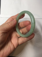 Load image into Gallery viewer, 50.5mm 100% natural type A sunny green apple green oval jadeite bangle AZ155
