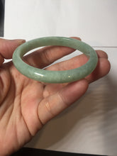 Load image into Gallery viewer, 50.5mm 100% natural type A sunny green apple green oval jadeite bangle AZ155
