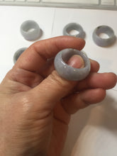Load image into Gallery viewer, 100% natural type A light purple/green/white broad jadeite jade band ring thumb ring Pb42
