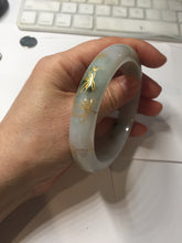 Load image into Gallery viewer, 58mm 100% Natural type A sunny green purple carved bamboo leaf and golden-painted Jadeite Jade bangle PE34
