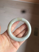 Load image into Gallery viewer, 56.4mm 100% Natural white/beige with floating dandelions chubby round cut nephrite jade bangle HT91
