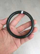 Load image into Gallery viewer, 62mm certified 100% Natural dark green/black round cut nephrite (碧玉)  bangle HN21-9155
