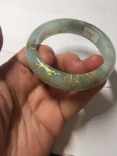 Load image into Gallery viewer, 52mm 100% Natural type A sunny green white carved flowers butterflies and golden-painted Jadeite Jade bangle PE36-(1766)
