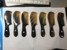 Load image into Gallery viewer, 15.5cm 100% Natural black yellow Buffalo Horn Comb with flaws group AW9
