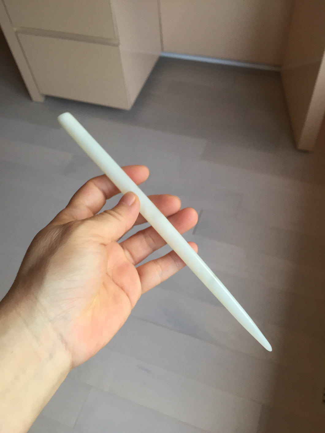 20.5cm 100% Natural light green white Xiu Jade Serpentine oval style hairpin AW19