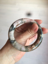 Load image into Gallery viewer, 53.4mm 100% natural pink/black time series(时光系列) round cut style rose stone (Rhodonite) bangle XY86
