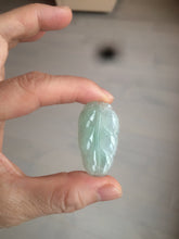 Load image into Gallery viewer, Certified type A 100% Natural icy watery green Jadeite Jade leaf pendant BH59-5-2611
