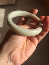 Load image into Gallery viewer, 54.6mm 100% Natural white/beige with floating dandelions nephrite jade bangle HT99
