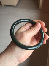 Load image into Gallery viewer, 64.4mm certified 100% Natural dark green/black meteorite Stellar Night sky round cut nephrite bangle HN118-0596
