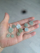 Load image into Gallery viewer, 100% natural type A legit green/yellow four-leaf clover jadeite jade pendants BG46
