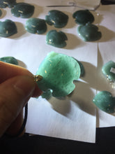 Load image into Gallery viewer, 100% Natural type A dark green/blue/black/gray Guatemala jadeite jade 3D tropical fish Pendant group PD94
