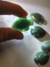 Load image into Gallery viewer, 100% Natural type A dark green/blue/black/gray Guatemala jadeite jade 3D tropical fish Pendant group PD95
