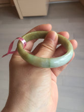 Load image into Gallery viewer, Certified 51.5 mm Type A 100% Natural green/yellow/brown oval Jadeite Jade bangle G67-7784
