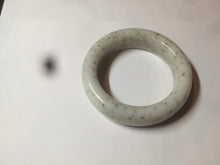 Load image into Gallery viewer, 51.8mm 100% Natural beige with black/brown flying dandelions Osmanthus fragrans cake nephrite Jade bangle HT93
