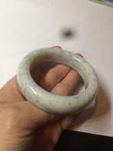 Load image into Gallery viewer, 51.8mm 100% Natural beige with black/brown flying dandelions Osmanthus fragrans cake nephrite Jade bangle HT93
