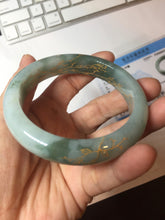 Load image into Gallery viewer, 57.3mm 100% Natural type A greenwatermelon rind  (瓜油青) carved flowers and golden-painted Jadeite Jade bangle PB287-2124
