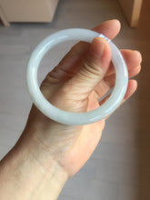 Load image into Gallery viewer, 56.5mm Certified Type A 100% Natural light green/purple/white round cut Jadeite bangle PD105-4910
