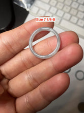 Load image into Gallery viewer, 100% natural type A green/blue/purple Guatemala jadeite jade band ring group AT111
