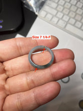 Load image into Gallery viewer, 100% natural type A green/blue/purple Guatemala jadeite jade band ring group AT111
