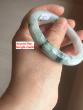 Load image into Gallery viewer, Shopify only 55.3mm Type A 100% Natural light green flying flowers Jadeite Jade bangle E152-2440
