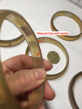 Load image into Gallery viewer, 66.7-71.1mm 100% Natural black brown beige thin Buffalo Horn bangle group AW10
