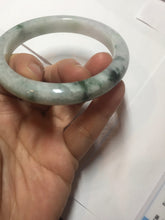 Load image into Gallery viewer, Shopify only 55.3mm Type A 100% Natural light green flying flowers Jadeite Jade bangle E152-2440
