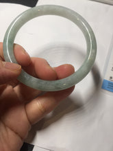Load image into Gallery viewer, 57.5mm certified 100% natural Type A light green white round cut jadeite jade bangle PE11-3843
