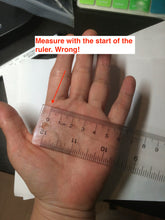 Load image into Gallery viewer, How the know your Jade Bangle size and how to wear a small bangle
