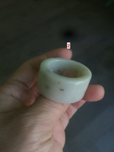Load image into Gallery viewer, 100% Natural beige with brown flying dandelions nephrite Jade men&#39;s thumb ring HE10
