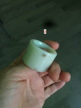 Load image into Gallery viewer, 100% Natural beige with brown flying dandelions nephrite Jade men&#39;s thumb ring HE10
