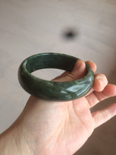 Load image into Gallery viewer, 60.5mm 100% Natural dark green/black nephrite Jade(碧玉)  bangle HF17
