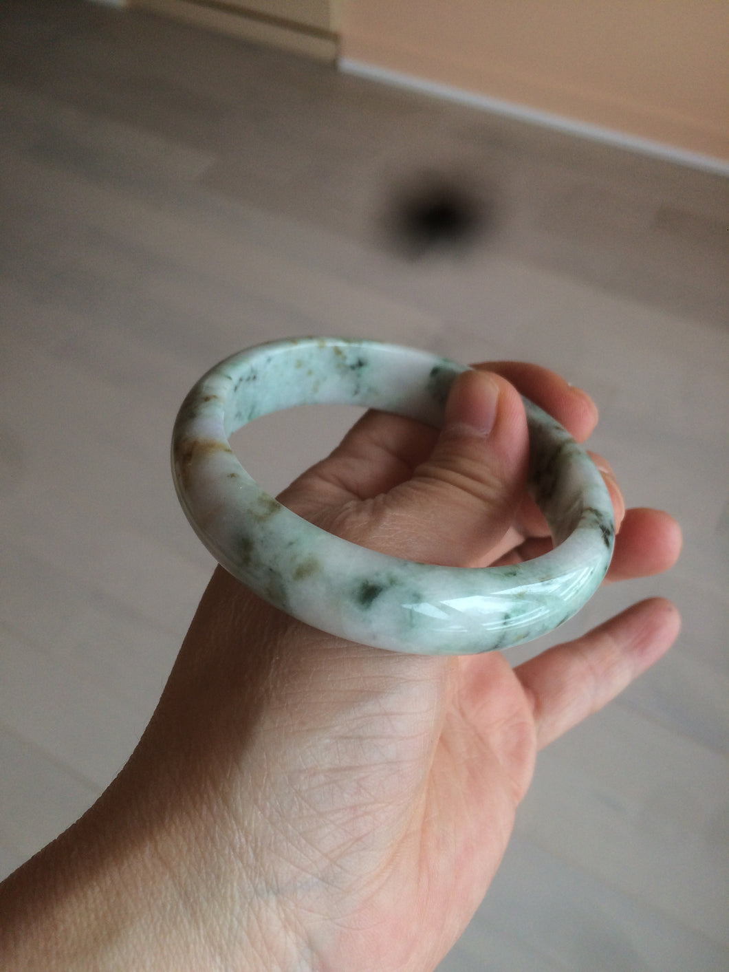 58mm Certified type A 100% Natural green/white (windflowers, 小碎花) Jadeite Jade bangle AM70-9154