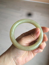Load image into Gallery viewer, 59mm 100% Natural yellow/brown round cut nephrite Jade bangle HF5
