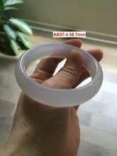 Load image into Gallery viewer, 100% natural icy clear agate bangle group AB37
