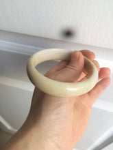 Load image into Gallery viewer, 58.3mm Type A 100% Natural sunny green/yellow Jadeite bangle AF75
