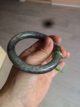 Load image into Gallery viewer, 54.9mm certified 100% Natural black/white nephrite(籽料青花) Sesame paste seed material round cut Jade bangle HF8-5534
