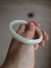 Load image into Gallery viewer, 55.5 mm Certified type A 100% Natural beige/yellow/white Jadeite bangle S43-7293
