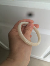 Load image into Gallery viewer, 55.5 mm Certified type A 100% Natural beige/yellow/white Jadeite bangle S43-7293
