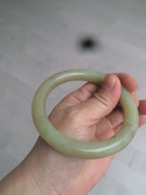 Load image into Gallery viewer, 59mm 100% Natural yellow/brown round cut nephrite Jade bangle HF5
