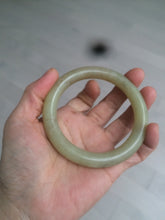 Load image into Gallery viewer, 59mm 100% Natural yellow/brown round cut nephrite Jade bangle HF5
