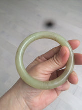 Load image into Gallery viewer, 59mm 100% Natural yellow/brown round cut nephrite Jade bangle HF5

