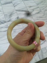 Load image into Gallery viewer, 53.4mm 100% Natural yellow Xiu Jade (Serpentine) bangle Xiu jade L72
