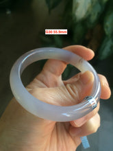 Load image into Gallery viewer, 100% natural icy clear agate bangle group AB37
