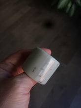 Load image into Gallery viewer, 100% Natural beige with brown flying dandelions nephrite Jade men&#39;s thumb ring HE10
