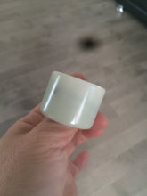 Load image into Gallery viewer, 100% Natural beige with brown flying dandelions nephrite Jade men&#39;s thumb ring HE10
