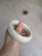 Load image into Gallery viewer, 59.4mm 100% Natural white/beige with black/brown flying dandelions Osmanthus fragrant cake chubby nephrite Jade bangle HT55
