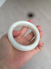 Load image into Gallery viewer, 59.4mm 100% Natural white/beige with black/brown flying dandelions Osmanthus fragrant cake chubby nephrite Jade bangle HT55
