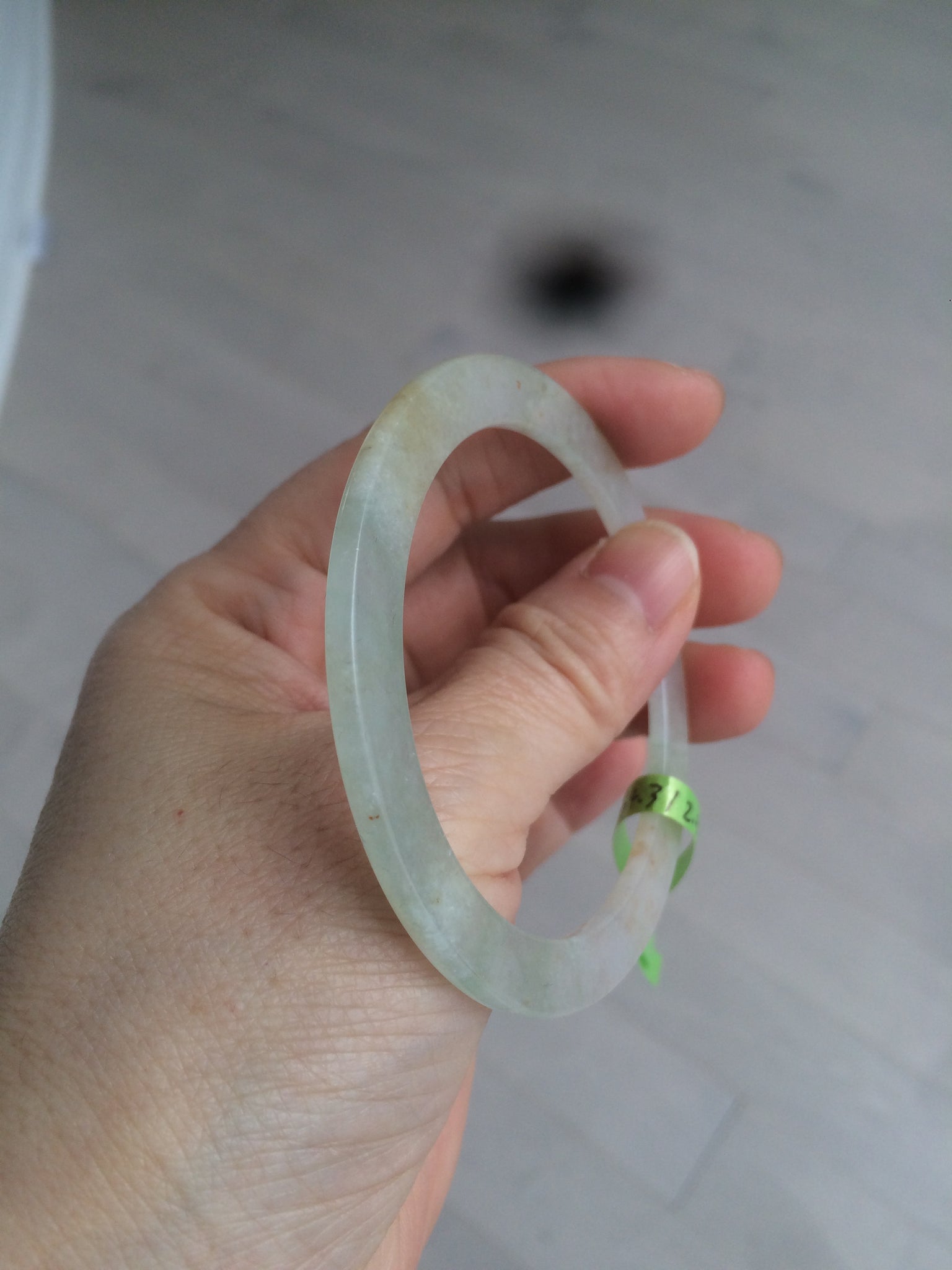 Load image into Gallery viewer, 54.3mm certified Type A 100% Natural icy light green/yellow thin Jadeite bangle AH51-1455