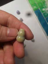 Load image into Gallery viewer, 100% natural type A 3D white/yellow/purple/brown Jadeite jade gourd ( 葫芦, 福禄) pendant AF31
