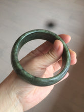Load image into Gallery viewer, 60.5mm 100% Natural dark green/black nephrite Jade(碧玉)  bangle HF17
